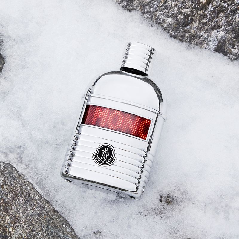 Moncler Pour Femme EDP Refillable LED Screen (150 ML) - Imagen 3